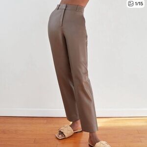 Brand new aritzia leather babaton trousers size 0
